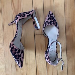 Sole Society-Dalema Pump in Leopard Print